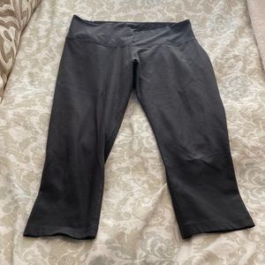 Nike die for capri leggings